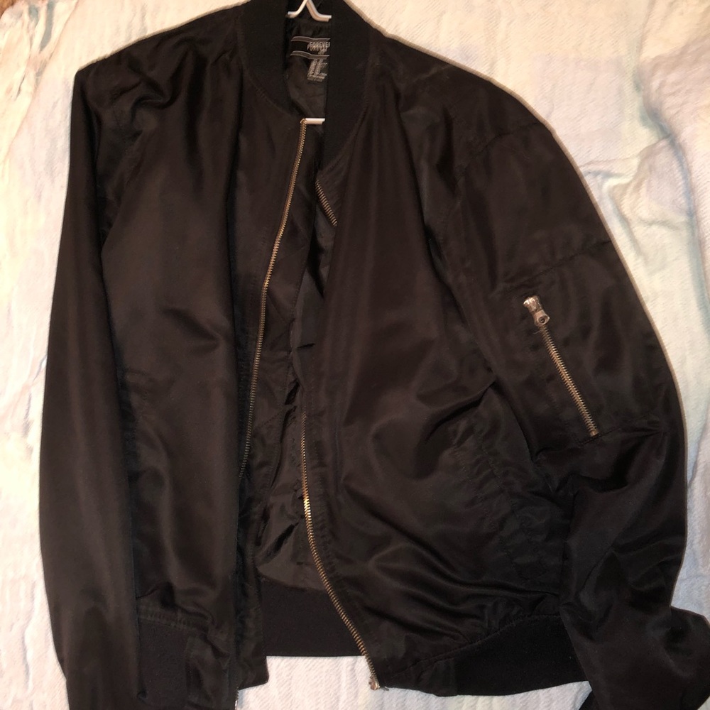 Bomber jacket